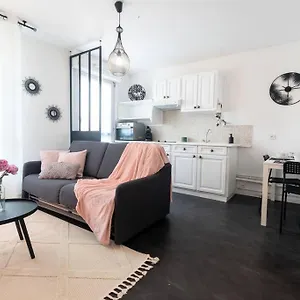 Le Yin-yang Proche De Paris France