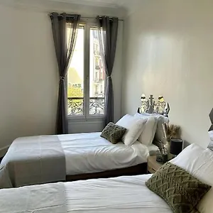 Flat France